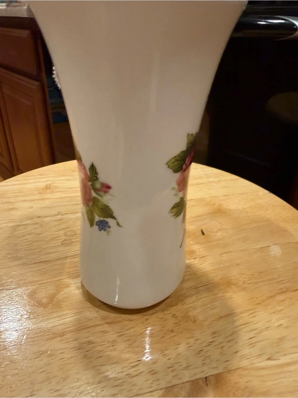 White Floral Porcelain Vase by Royal Vale made in England